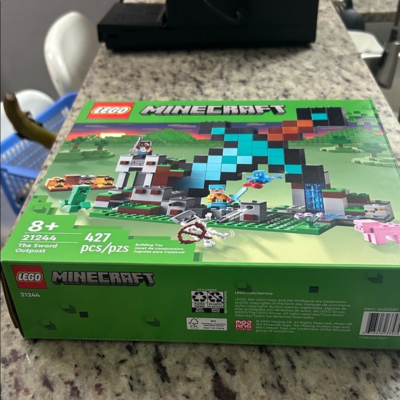 LEGO Minecraft The Sword Outpost Set - Black, Blue, Green - Picture 4 of 6